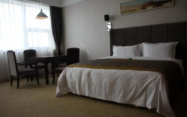 Hongcheng Yuehai Hotel - Qingdao