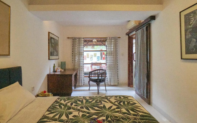 Rumah Paros & Gallery