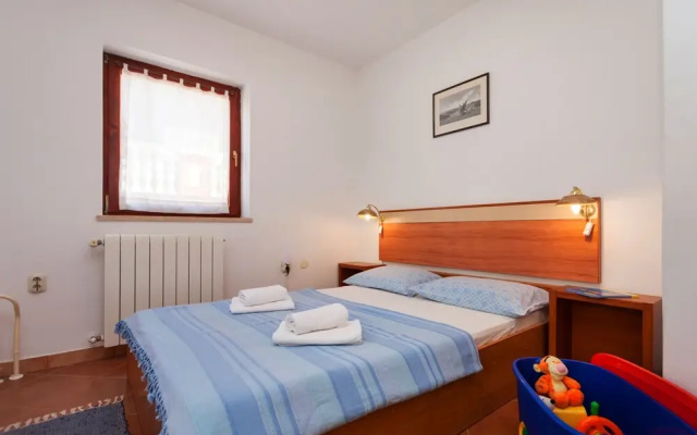 Oina Apartments (Adults only)