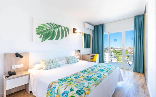 Hotel San Fermín by Dorobe