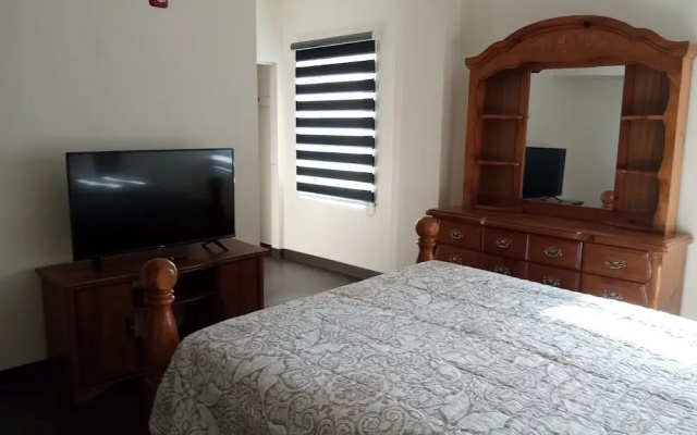 Rochester Hotel