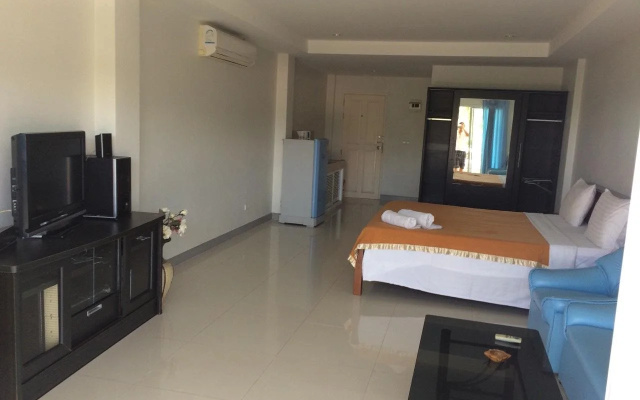 Mataphuket Apartment