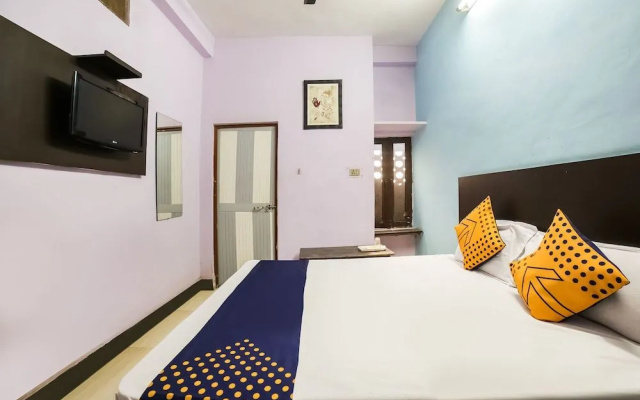 SPOT ON 45729 Hotel Kailash