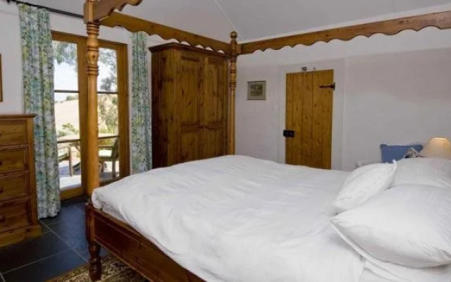 Brooklands Heritage B&B