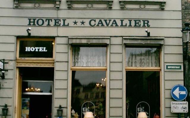 Hotel Cavalier вид на фасад