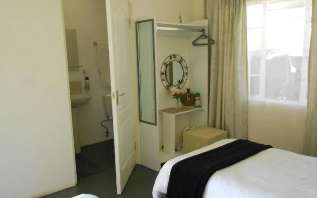 Hartley Manor Guest House
