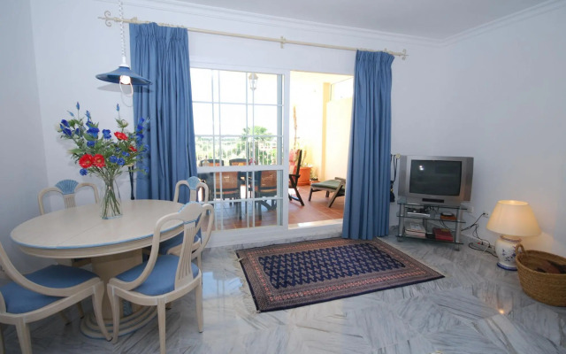 Apartment in Alhaurín el Grande near golf course