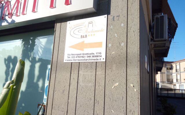 Отель B&B Il Terrazzo di Archimede Сиракуза вид на фасад