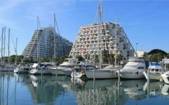Studio Vasco / Confortable / Lumineux / Parking Prive
