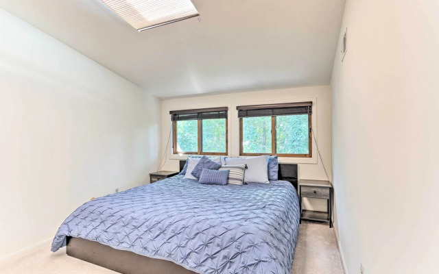 Gorgeous Vernon Township Condo w/ Balcony!