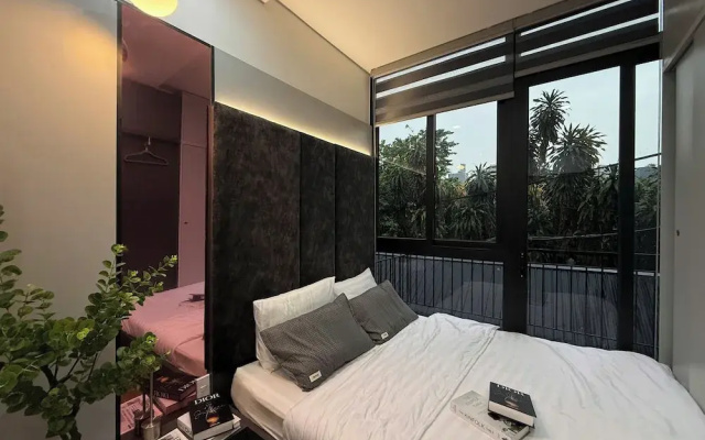 Unite StayCation Nhieu Tu