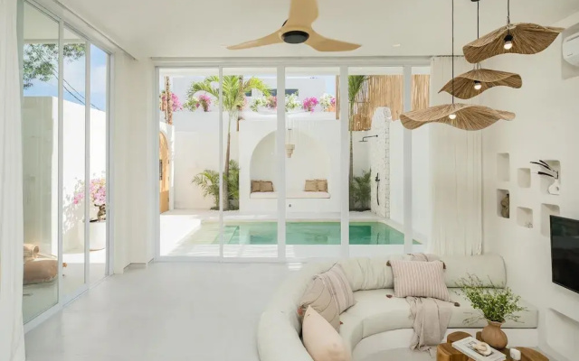 Mazari Luxury Villas