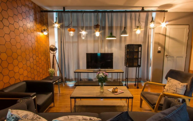 Space 59 Ratchaburi