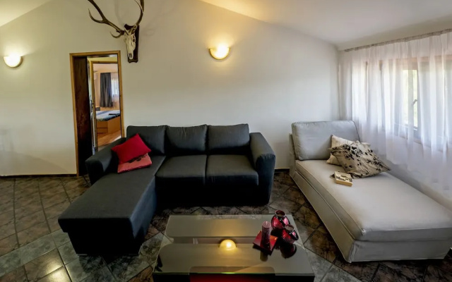 Hunters House
