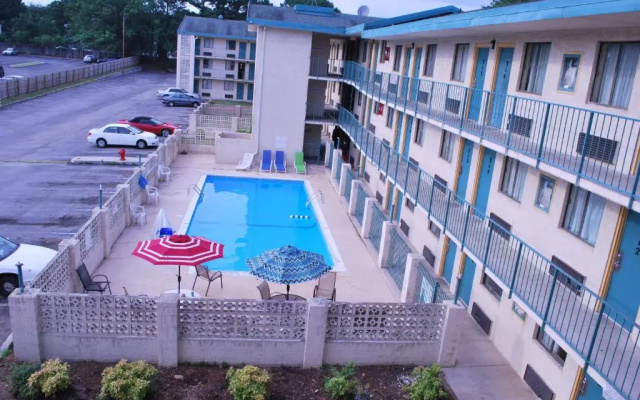 Bama Inn