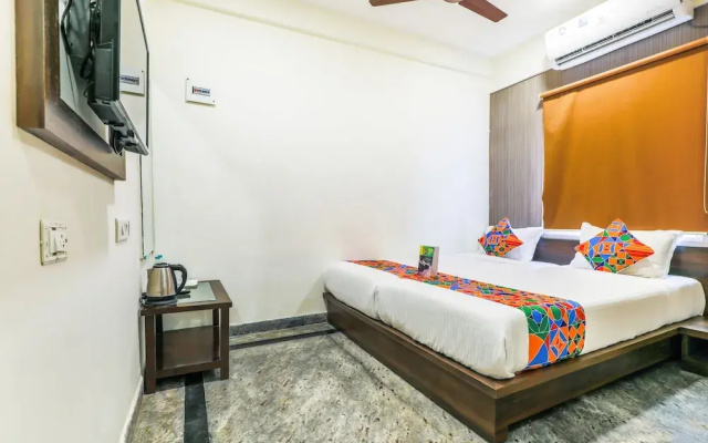 Fabhotel Star Holiday