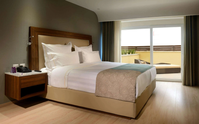 HS HOTSSON Hotel Irapuato