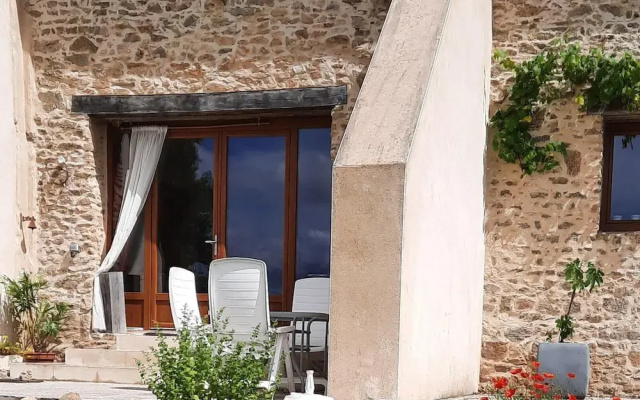 Holiday Home in Haute-vienne Near Nature Park
