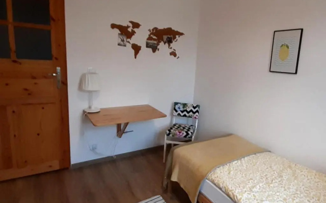 Lemuria Hostel Szkolna centrum