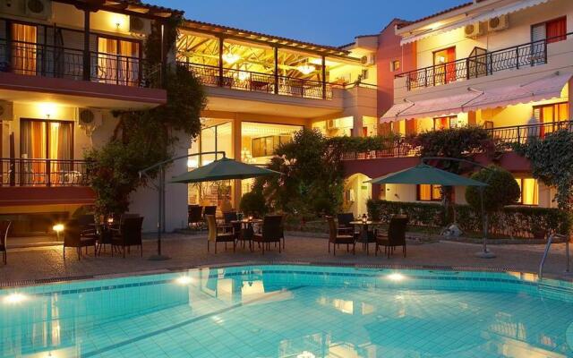 Отель Pelli Hotel Греция, Пефкохори - отзывы, цены и фото номеров - забронировать отель Pelli Hotel онлайн вид на фасад