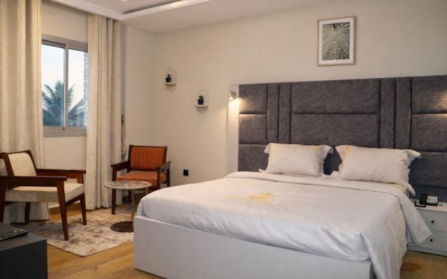 Empire Luxury Hotel