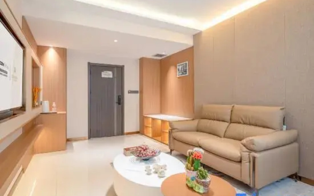 Holiday Inn Bali (Lanzhou Xigucheng High speed Railway Station)