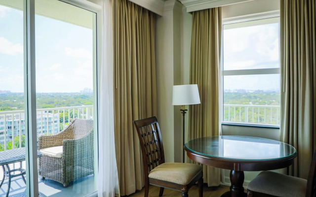 Riverside Hotel