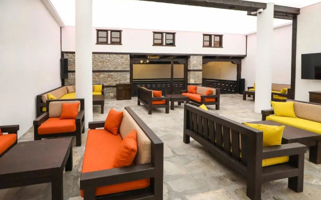 Hotel Leshten