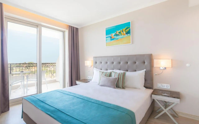 King Maron Beach Hotel & Spa