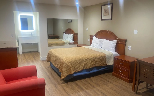 Royale Inn Motel