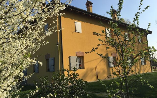 Отель Vigoroso 41 Country House Будрио вид на фасад