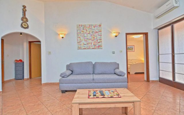 House Natasa 2133