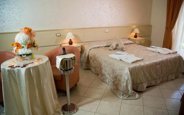 Elia Hotel