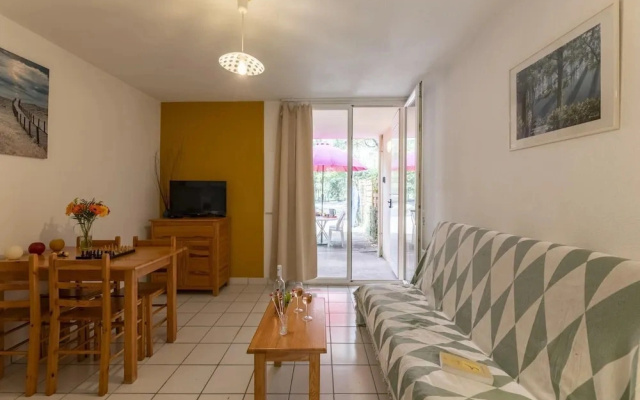 3 BED Apartment With Garden