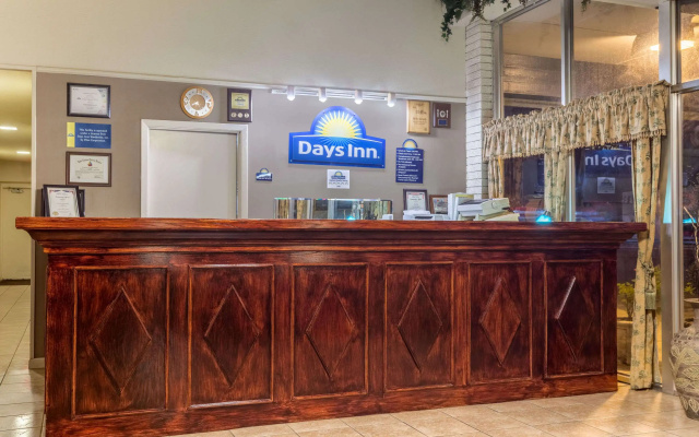 Days Inn by Wyndham Leesville