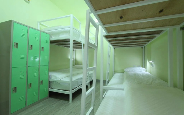 Heyyo Hostel