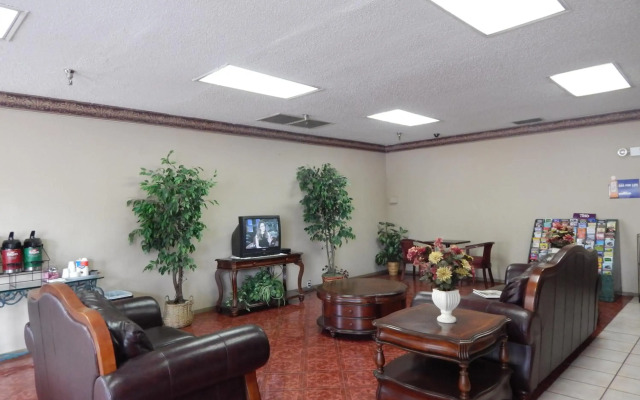 Knights Inn - Plant City