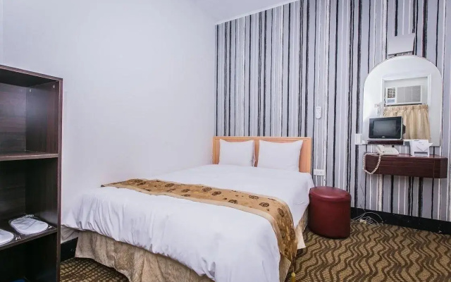 Hotel Queen
