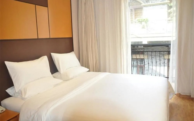 Ji Hotel (CCNICEC, Chengdu)