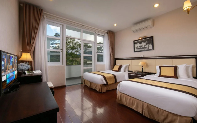 Sam Tuyen Lam Golf & Resorts