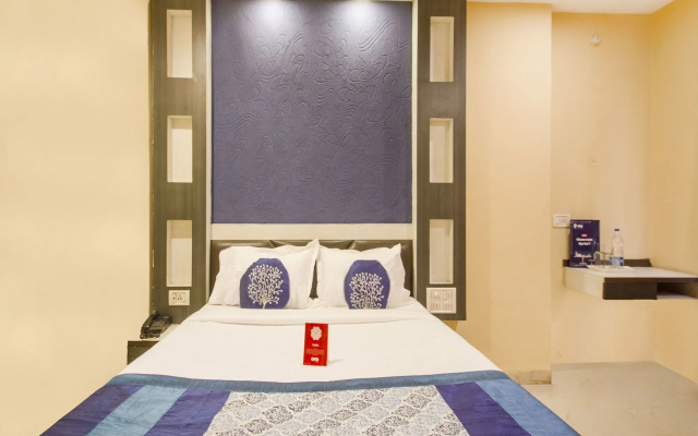 CAPITAL O 11079 Hotel Prestige