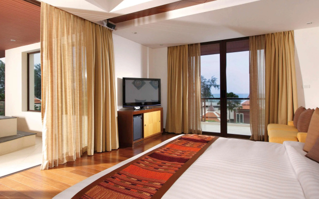 Отель Mövenpick Phuket Bangtao