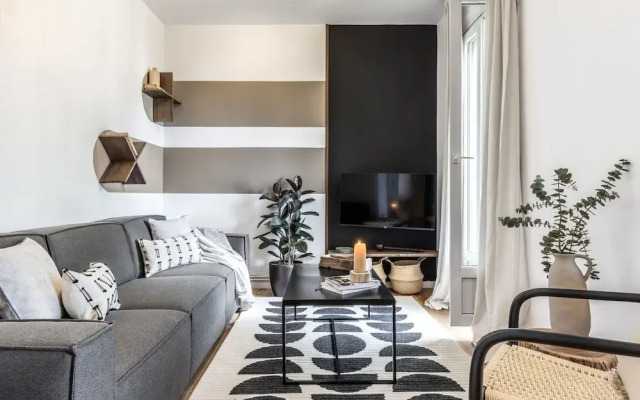 Lezat - 3 Bedrooms in R os Rosas