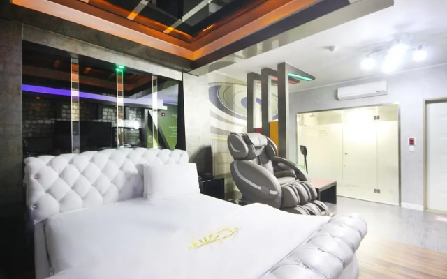Gimcheon J Self Check-in Motel(김천 J 무인텔)