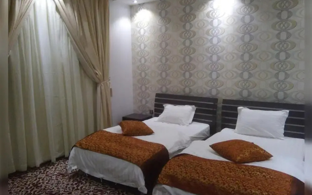 Al Manazil Suite