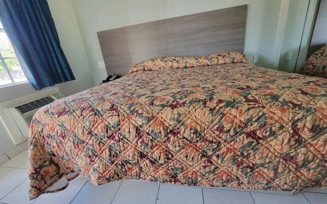 Maxim III Motel
