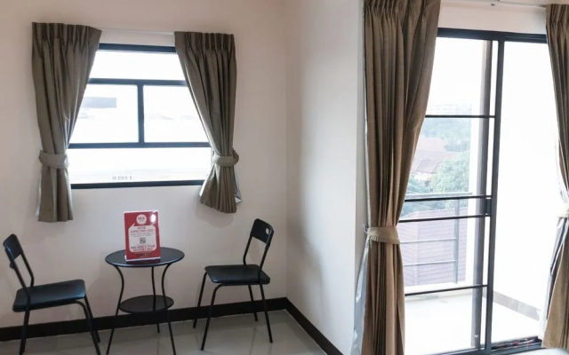 Nida Rooms Don Kaew 700 Years Stadium