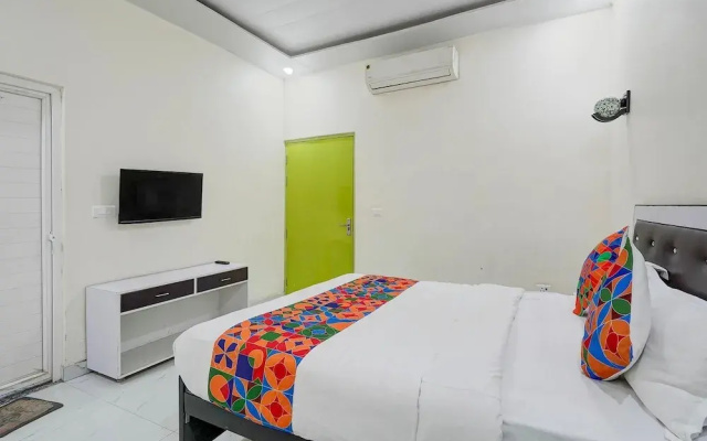 Fabhotel Kalawati Palace