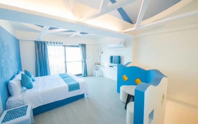 Sapphire Inn