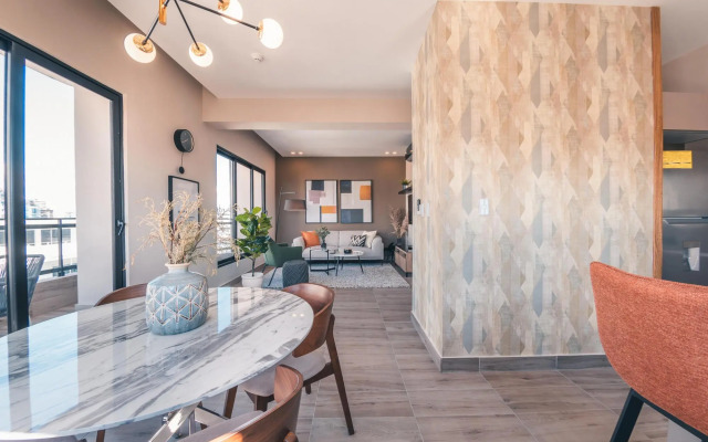 Loft in Regatta 802